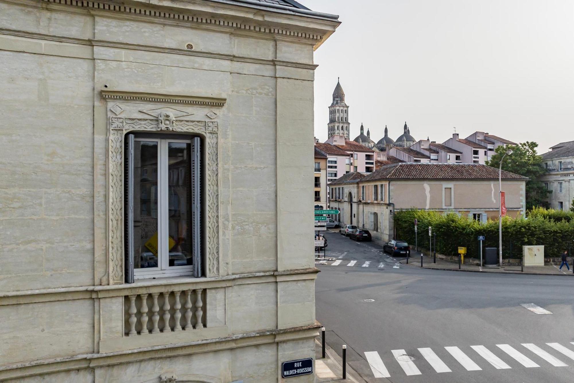 Appartement De Prestige Emeraude 60M2 Périgueux المظهر الخارجي الصورة